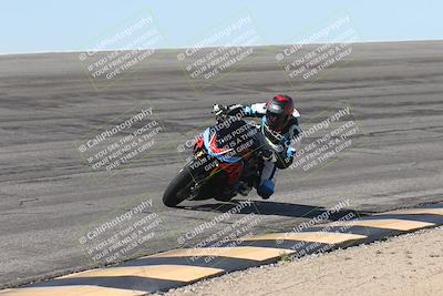 media/Oct-13-2025-Moto Forza (Mon) [[a66d839500]]/3-B Group/Session 2 (Bowl)/